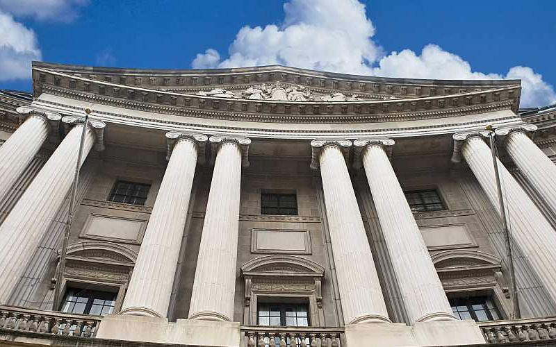 Front view of the EPA headquarters building, where quality control regulations are penned